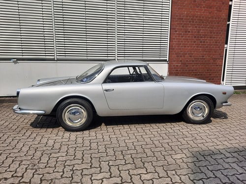 1961 Lancia Flaminia GT 2500 Series 1 For Sale (picture 14 of 150)