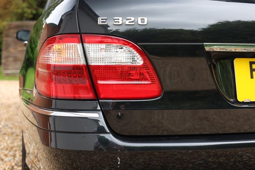 2005 Mercedes-Benz W211 E320 Avantgarde Estate zum Verkauf (Bild 204 von 260)