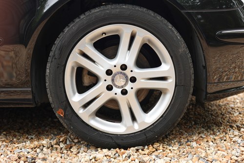 2005 Mercedes-Benz W211 E320 Avantgarde Estate zum Verkauf (Bild 14 von 260)