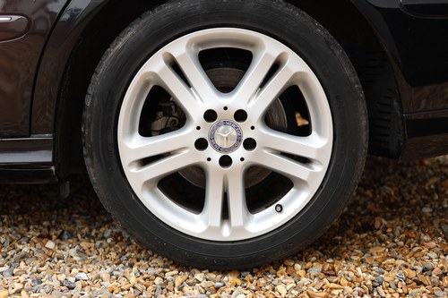 2005 Mercedes-Benz W211 E320 Avantgarde Estate zum Verkauf (Bild 16 von 260)