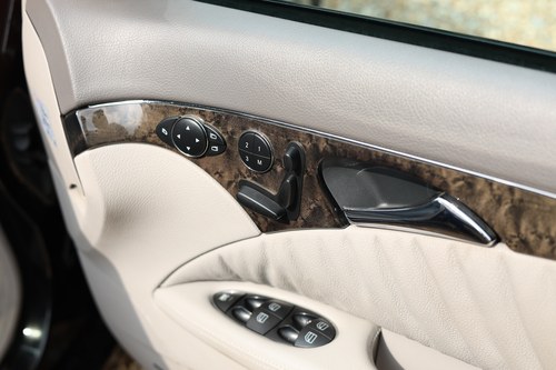 2005 Mercedes-Benz W211 E320 Avantgarde Estate zum Verkauf (Bild 23 von 260)