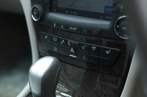 2005 Mercedes-Benz W211 E320 Avantgarde Estate zum Verkauf (Bild 67 von 260)