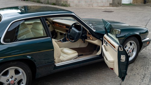 1994 Jaguar XJS 4litre Coupe In vendita (immagine 18 di 119)
