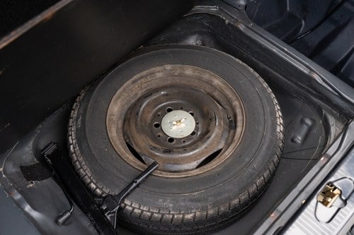 1984 Mercedes 230E W123 In vendita (immagine 88 di 180)