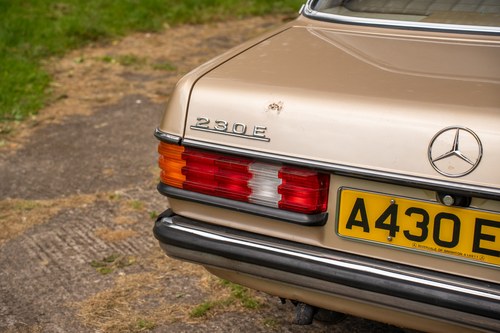 1984 Mercedes 230E W123 In vendita (immagine 106 di 180)