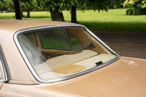 1984 Mercedes 230E W123 In vendita (immagine 111 di 180)