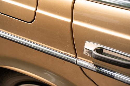 1984 Mercedes 230E W123 In vendita (immagine 121 di 180)