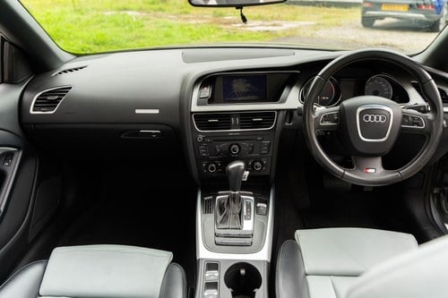 2010 Audi S5 V6T TFSI Quattro Convertible Te koop (foto 19 van 46)