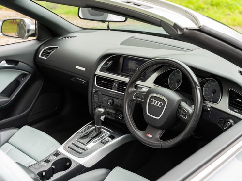 2010 Audi S5 V6T TFSI Quattro Convertible Te koop (foto 22 van 46)