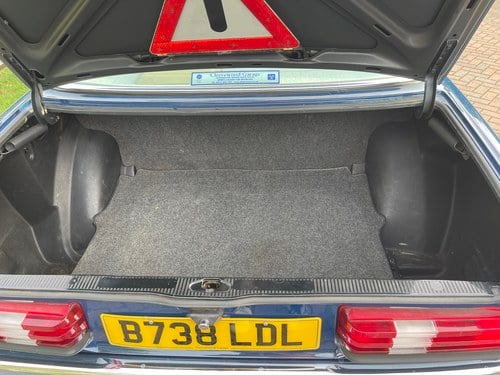 1985 Mercedes-Benz W123 200 For Sale (picture 94 of 208)