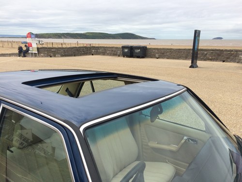 1985 Mercedes-Benz W123 200 For Sale (picture 93 of 208)