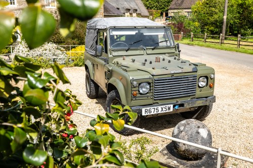 1998 Land Rover Defender 90 “Wolf” Te koop (foto 10 van 211)