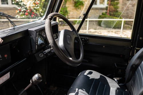 1998 Land Rover Defender 90 “Wolf” Te koop (foto 50 van 211)