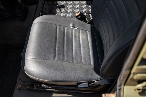 1998 Land Rover Defender 90 “Wolf” Te koop (foto 52 van 211)