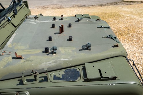 1998 Land Rover Defender 90 “Wolf” Te koop (foto 99 van 211)