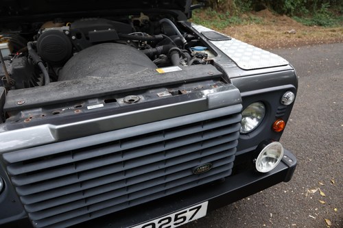 2016 Land Rover Defender 90 In vendita (immagine 30 di 97)