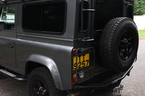 2016 Land Rover Defender 90 In vendita (immagine 60 di 97)