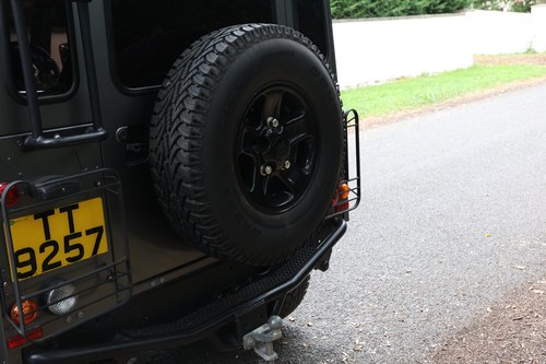 2016 Land Rover Defender 90 In vendita (immagine 64 di 97)