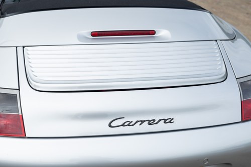 2004 Porsche 911 Carrera 2 Tiptronic (996) For Sale (picture 123 of 210)