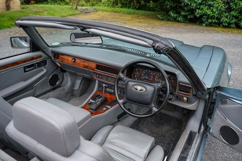 1993 Jaguar XJS 4.0 Cabriolet à venda (imagem 67 de 266)