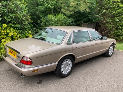 1998 Jaguar X308 XJ8 Sovereign LWB Te koop (foto 16 van 89)