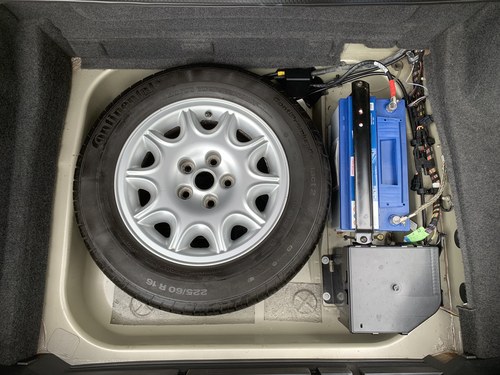 1998 Jaguar X308 XJ8 Sovereign LWB Te koop (foto 58 van 89)