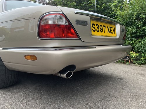 1998 Jaguar X308 XJ8 Sovereign LWB Te koop (foto 62 van 89)