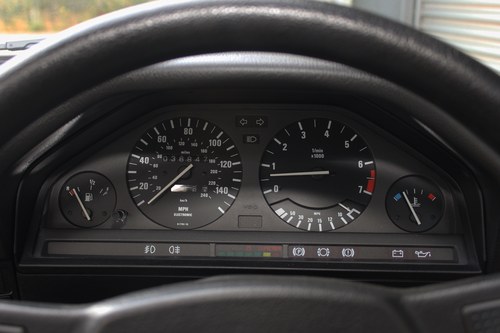 1991 BMW E30 325i En venta (imagen 53 de 143)