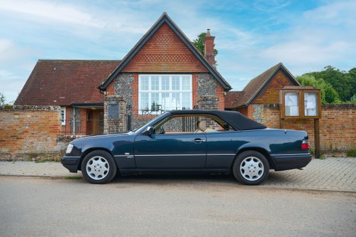 1996 Mercedes Benz E220 Cabriolet (W124) En venta (imagen 24 de 183)