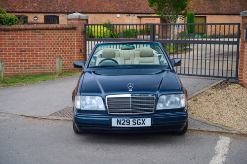 1996 Mercedes Benz E220 Cabriolet (W124) En venta (imagen 4 de 183)