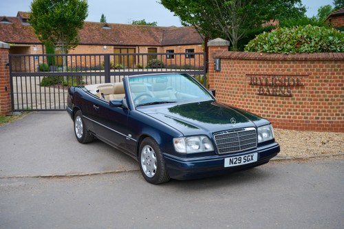 1996 Mercedes Benz E220 Cabriolet (W124) En venta (imagen 1 de 183)