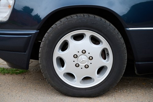 1996 Mercedes Benz E220 Cabriolet (W124) En venta (imagen 28 de 183)