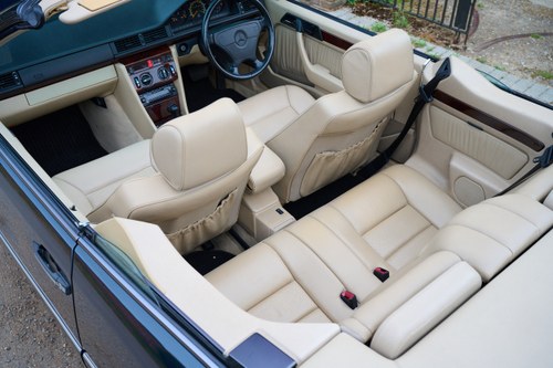 1996 Mercedes Benz E220 Cabriolet (W124) En venta (imagen 35 de 183)