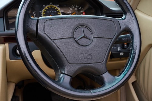 1996 Mercedes Benz E220 Cabriolet (W124) En venta (imagen 79 de 183)