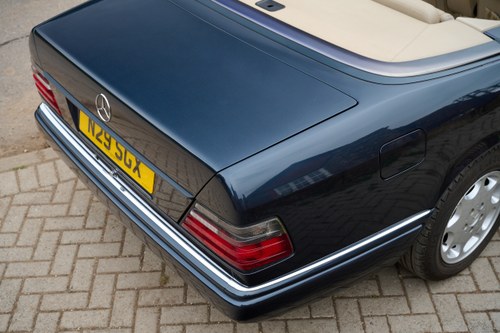 1996 Mercedes Benz E220 Cabriolet (W124) En venta (imagen 104 de 183)