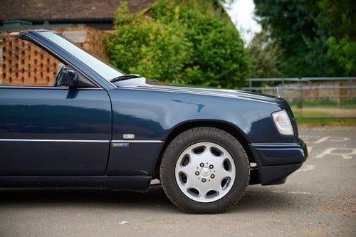 1996 Mercedes Benz E220 Cabriolet (W124) En venta (imagen 123 de 183)