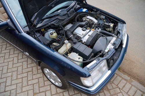 1996 Mercedes Benz E220 Cabriolet (W124) En venta (imagen 135 de 183)