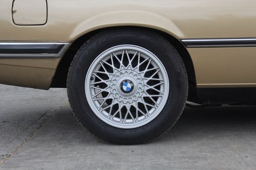 1982 BMW E21 320 Te koop (foto 31 van 139)