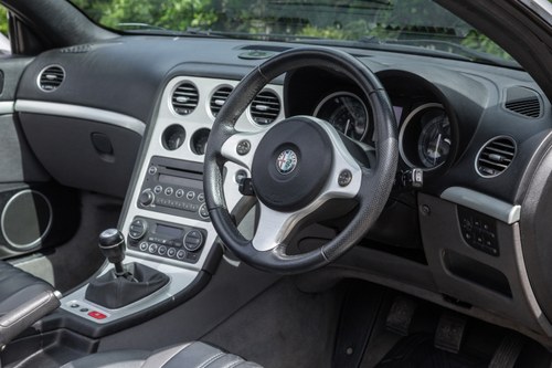 2007 Alfa Romeo 2.2 Spider JTS zum Verkauf (Bild 86 von 226)