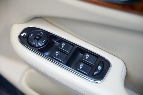 2007 Jaguar 4.2 V8 Sovereign Supercharged LWB X358 Te koop (foto 65 van 183)