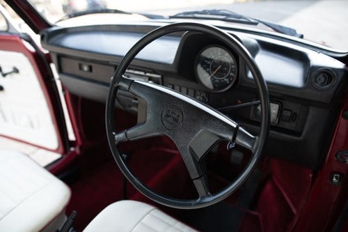 1974 Volkswagen Beetle 1303 LS Karmann Cabriolet zum Verkauf (Bild 25 von 125)