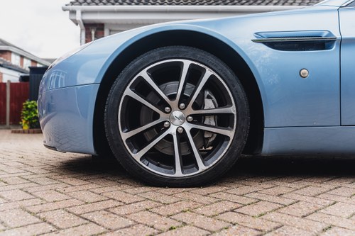 2007 Aston Martin V8 Vantage Roadster Te koop (foto 12 van 114)