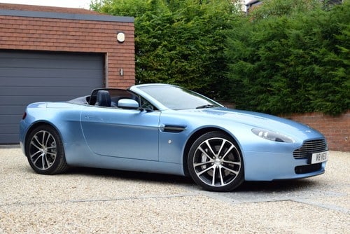 2007 Aston Martin V8 Vantage Roadster Te koop (foto 2 van 114)