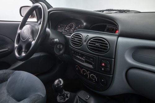 1996 Renault Megane Coupe 2.0 8v Te koop (foto 18 van 144)