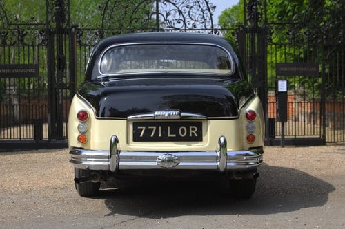 1964 Daimler Majestic Major Limousine For Sale (picture 21 of 193)