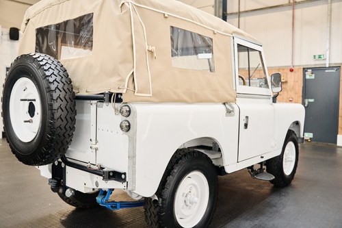 1972 Land Rover Series IIA 88in En venta (imagen 12 de 225)