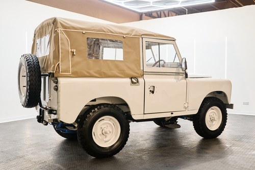 1972 Land Rover Series IIA 88in En venta (imagen 22 de 225)