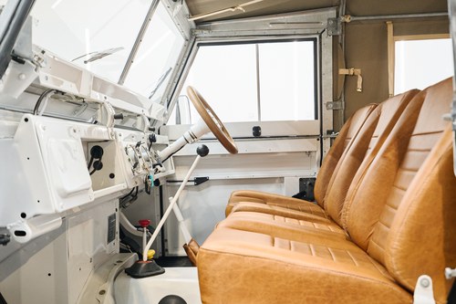 1972 Land Rover Series IIA 88in En venta (imagen 76 de 225)