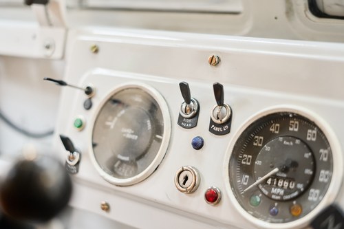 1972 Land Rover Series IIA 88in En venta (imagen 108 de 225)