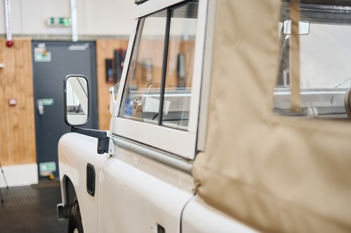 1972 Land Rover Series IIA 88in En venta (imagen 141 de 225)